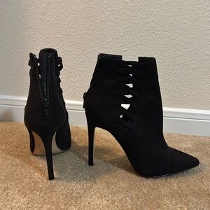 Black Booties with side detailing - ALDO - size 5/35